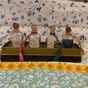 Penhaligon's Gold and Black Gift Box Set